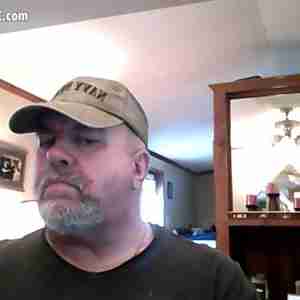 NAVYSEAL BIG GUY WITH A BIG HUNGER TO MAKE WOMEN PUR MAKE MY NITE