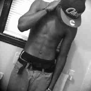 Me<3 If u want to know me more text me 610-333-7847 Sexy