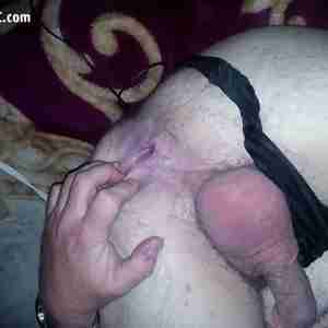 horny as hell and need your pics to get off  tell me what you think