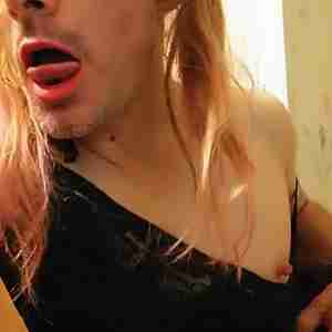crossdressing at home me dressing alone  crossdressing crossdresser