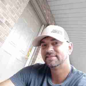Looking for a female that wants to have some fun I'm Anthony. 34/M clean just looking for fun Winston Salem