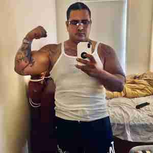 This is me Traing to keep strong and healthy Healthy
