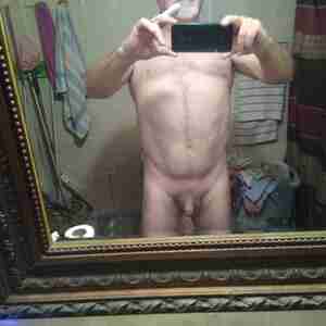 I want have a three some with to women eat them Never had sex with two women I've only had white women would love to have sex