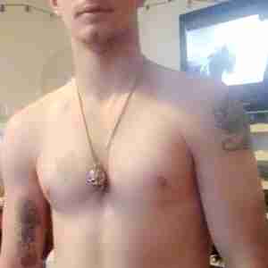 1 Me Naked