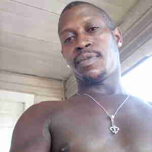 Just being me A 5/6 brother just looking for what’s next whatever that my be an color in no object. Licker dripping wet.