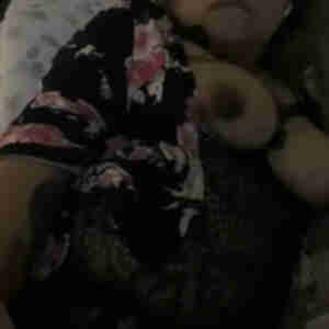 Looking for fun Having fun and looking for fun Latina, milf mom married