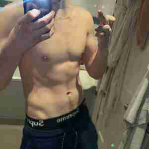 Me Looking for local meet-ups in and around portsmouth. Young man