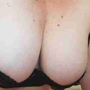 pawg tits in need of a cum coating titties