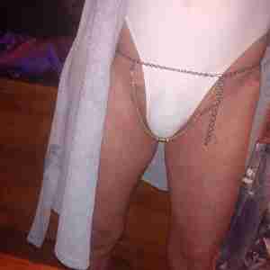 Horny and ready to please Pics for u to enjoy Sexy slim women under 50 over 30