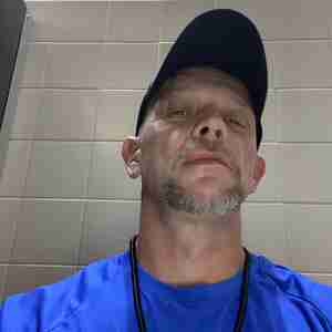 Ready to hookup I am a 39 straight male no stds looking to fuck Sex hookup