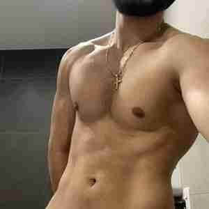 Young stud Horny young man, half leb half Moroccan and ready to fuck hard. Kinky and ready for just about anything Sexy