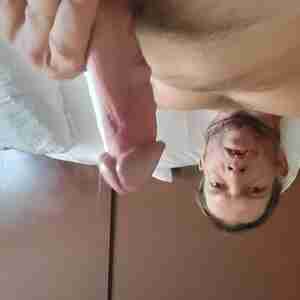 Horny as hell! A glimpse of what ya get! One night stand