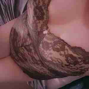 Blondie Alert ???? LOOKING TO PLAY? Blonde sexy