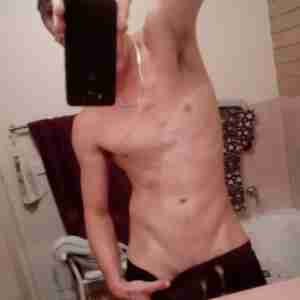 Me I'm a 31yr old single male in Caboolture clean shaved I'm no one minute wonder an I love too please an pleasure my sexual