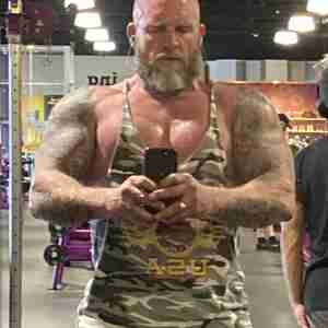 Horny bodybuilder want some find pussy 50 years old I’m a bodybuilder ride a Harley shave my whole body I’m horny as a