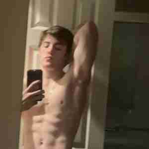 Me Pic of me Me