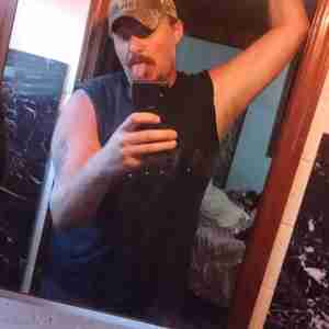 Me Well if u wanna know text me ? #sex