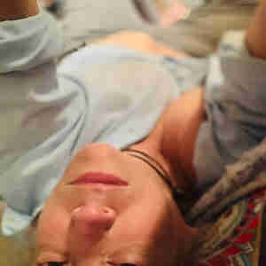 Always silly in Philly! Good girl , feeling trapped,  wanna trip 
