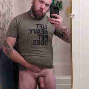 Me Who doesn't like to share Solo, horny