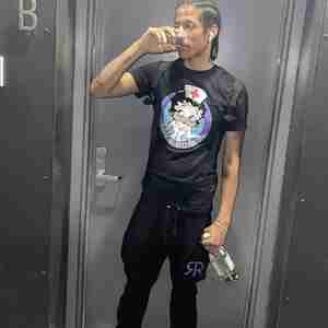 Me A Few flicks Deem