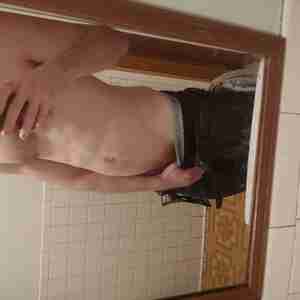 Body shots Full body and dick pics Dick, muscles ripped sexy tattoos athletic slender vascularity