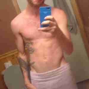 Me Pre shower Shower, Towel