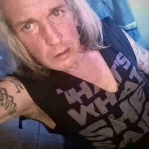 Kinky as I Need to Be Bi white male who loves pussy as much as dick, even better is both at once looking for adventurous no