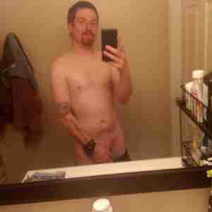 Looking for any hookup around Fairfax, VA I'm 26 Y/O looking to be invited to an orgy or individual/1on1 "Fun" sessions with