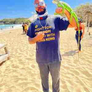 Me A easy going guy from Dominican Republic Me