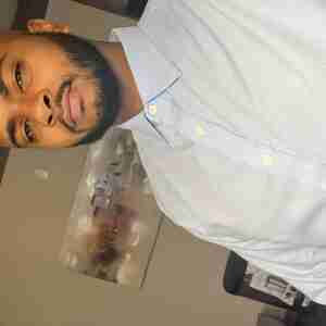 Me A easy going guy from Dominican Republic Me
