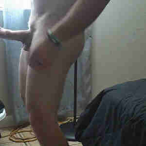 Big cock sex I live in Jacksonville Florida and do adult content so any females interested message me Jacksonville, hookup