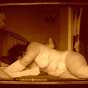 Big Bold Woman Milf FAT_NAT ready to meet and share in sex games from Burlington to Ottawa. BBW, big tits chubby