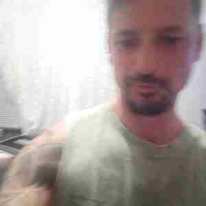 Fit good looking giving lover 41 clean,up for kinky interaction Cum swap kiss