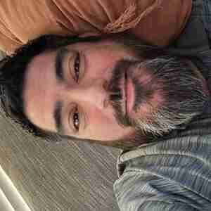 I wanna make you cum over and over! Hispanic man. Working in the Aviation field as an engineer. Looking to have a good ol