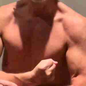 Straight-bi/curious Looking for no strings bi/hook-up’s couples, or guys or groups Straight-bi/curious DL,  NSA fit men