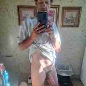 Just me horny A few naughty pics Dick horny . Meet