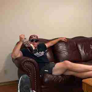 Hit me up. Looking for orgy groups & or single females, All play OKC orgy groups