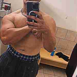 Hit me up. Looking for orgy groups & or single females, All play OKC orgy groups