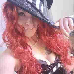 Milf you can't resist 36 wf and always horny Fuck, #red #now