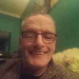 Profile picture and more Widower looking for sexy girls for fun and fucking Nsa fun, one night stand fuck buddy or fwb