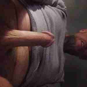 Bored asf Need someone to do Hung