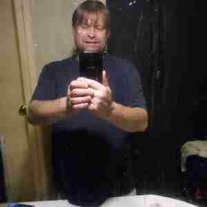 Me Me Want women who live in tazewell Virginia