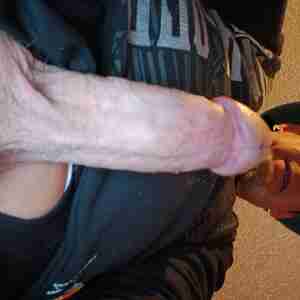Dominant male looking for Submissive female Lady need be dominant want be my slave Dominant