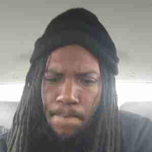 Rasta Blk tall man looking for sissy Sissy dom top
