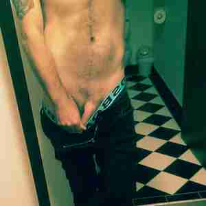 Random Self Small collection of personal pics Fit, fun healthy discrete adventurous