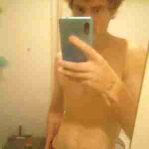 Mr 23 years old l live in Tamworth NSW Women
