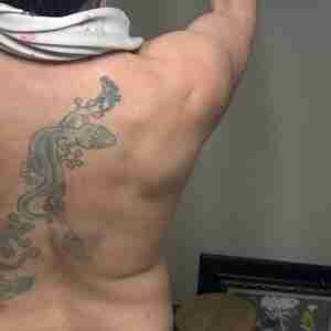 This is me I work hard on my body and I’m not willing to
Let it whither away Athletic