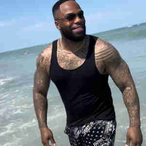 Just me I’m just here looking ? but I’m just me down to earth type of guy Beautiful Black man