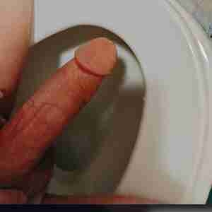 Who can ride this and and swallow it Ride and eat this dick up Big dick