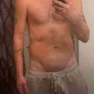 He so cute though I’m from Detroit, in Somerset, hit me up. Three one seven. Seven seven five. Ten 69. Cute single ready